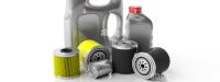 car-service-spare-parts-engine-oil-and-fuel-filters-and-motor-oil-canisters-isolated-against-white-background-3d-illustration-T5G28C